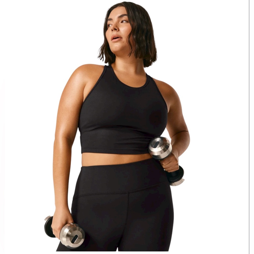 Beyond Yoga Powerbeyond Strive Cropped Tank Size S BLK NWT - Picture 3 of 4